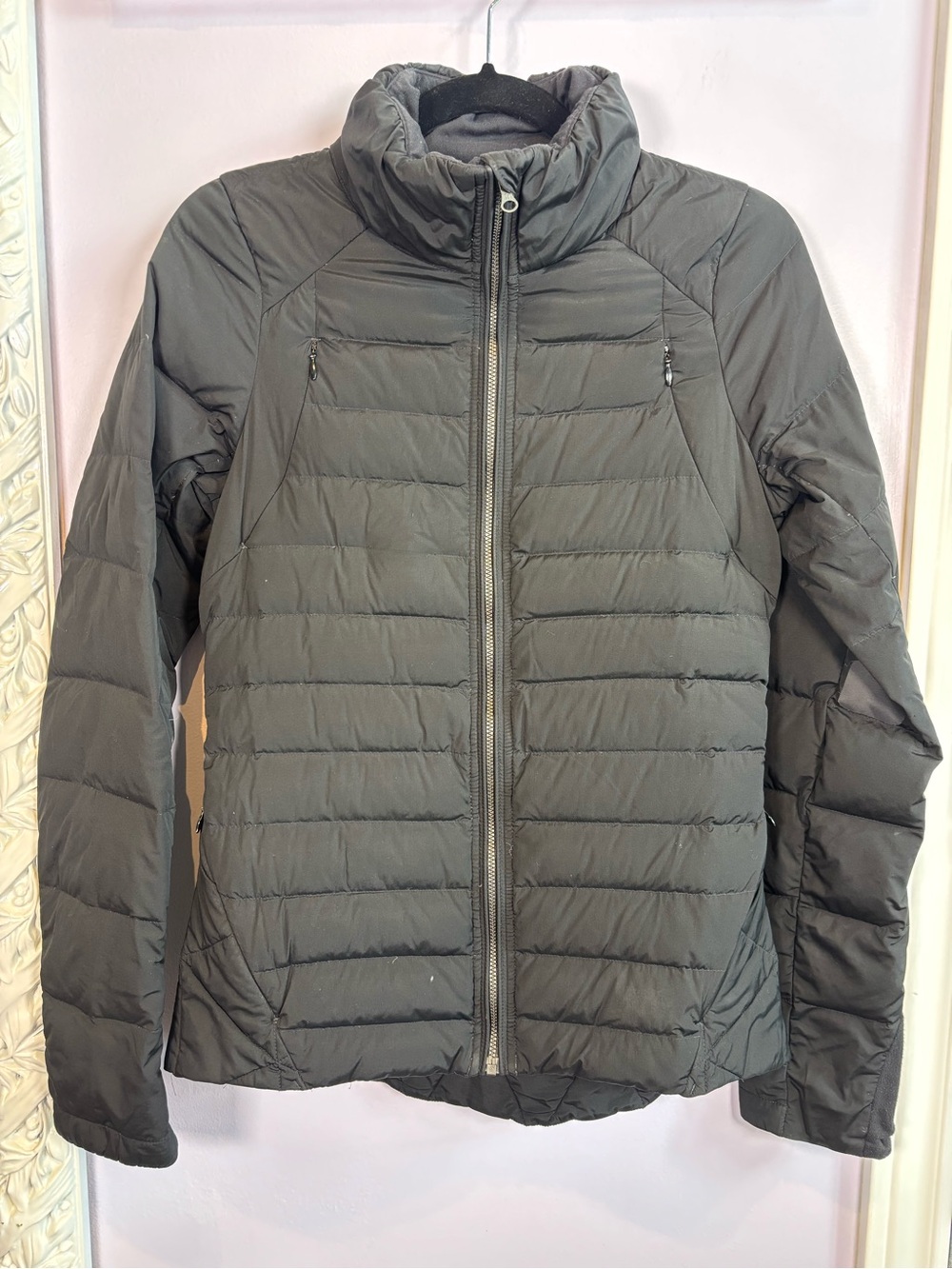 Lululemon athletica Fluffed Up Down Jacket - Black Size 6 *Read description*